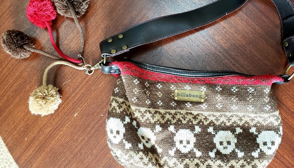 Billabong sweater purse